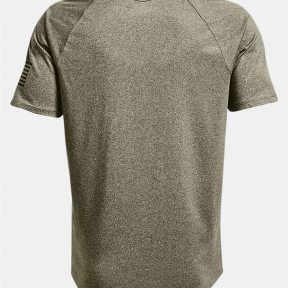 UA Tech T Sz LG (Sku 60) - Picture 5 of 7